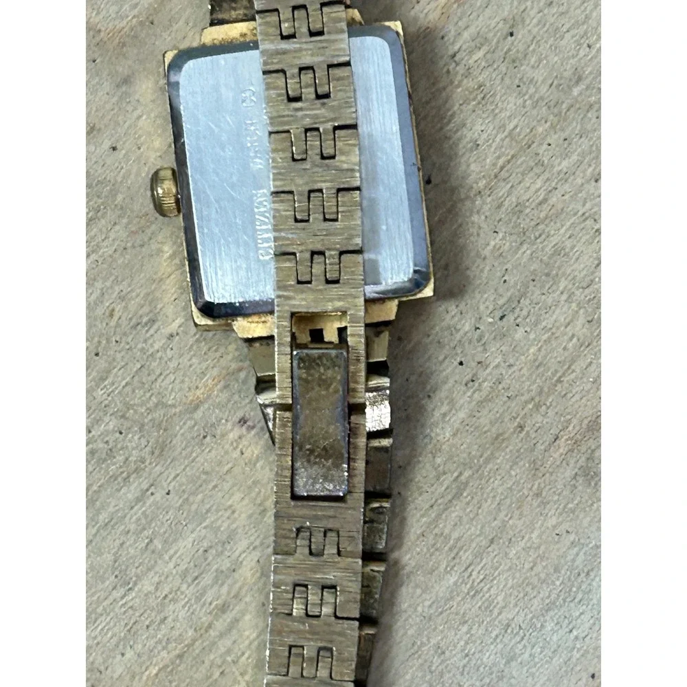 Vintage Citizen Quartz Rectangle Gold Tone Women's Watch‎ UNTESTED